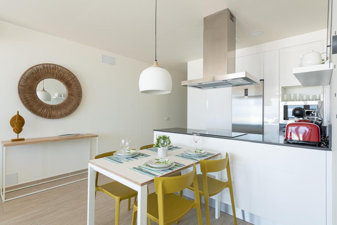 Elegant Living With Great Views Of Las Canteras Beach Las Palmas de Gran Canaria Exterior photo